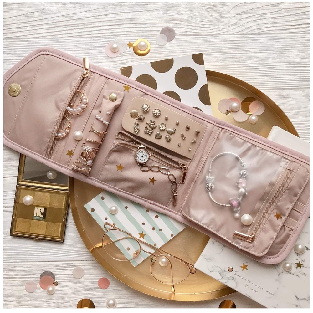 NEW Blush Pink Cloth Jewelry Organizer Clutch